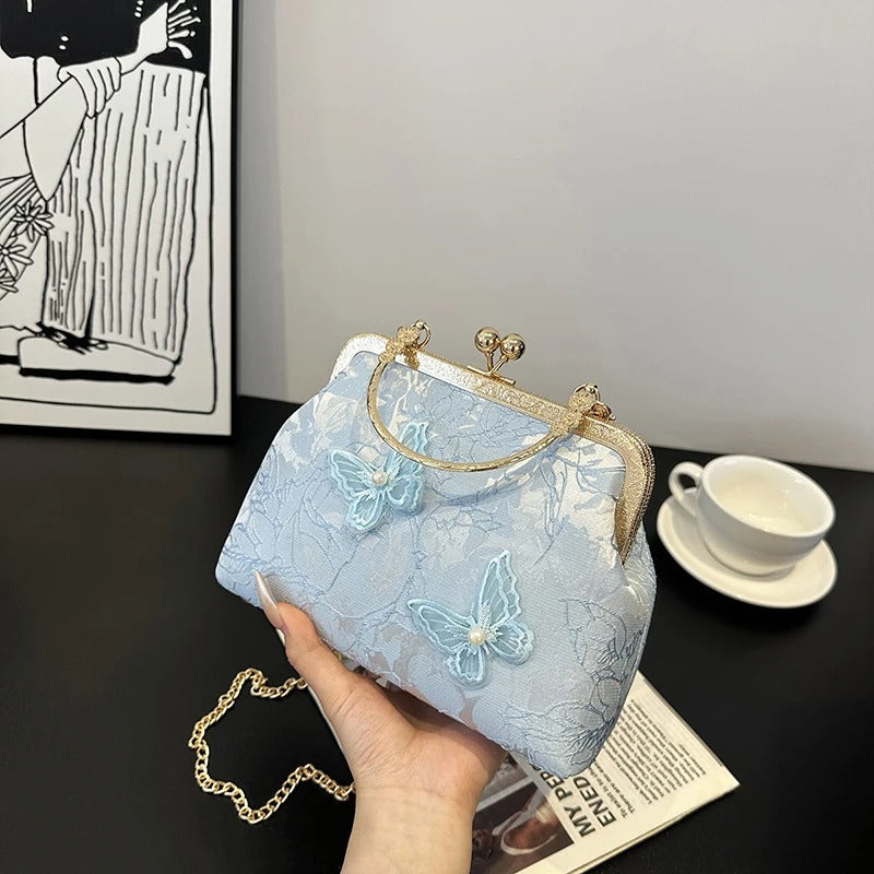 Belle Clutch™