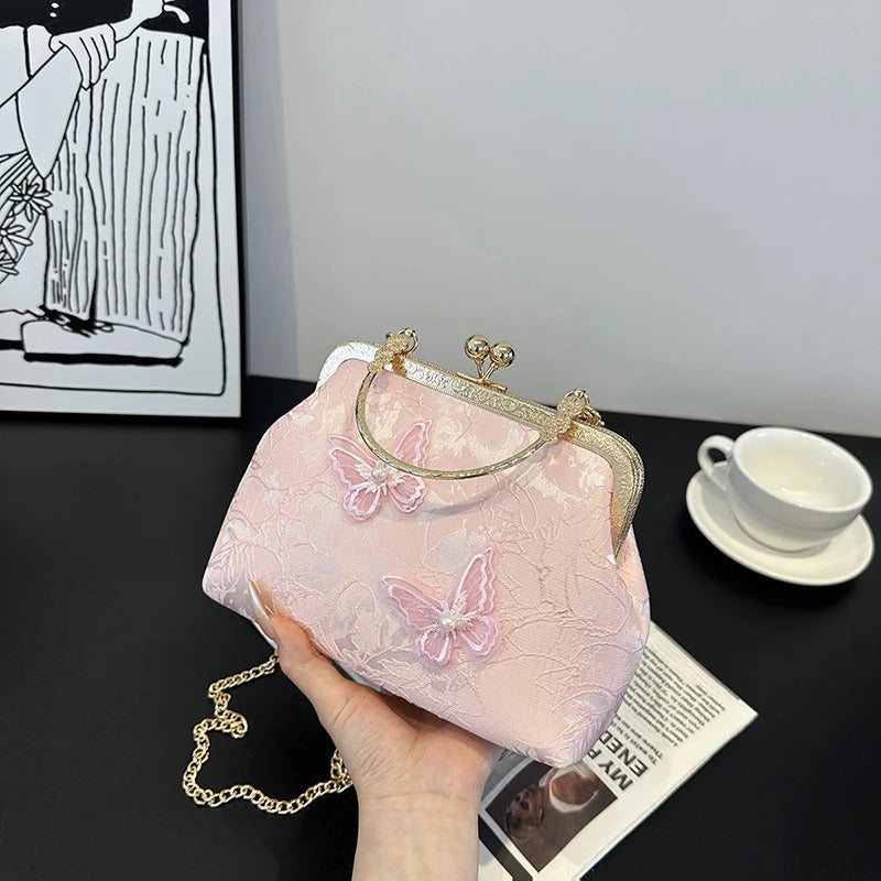 Belle Clutch™